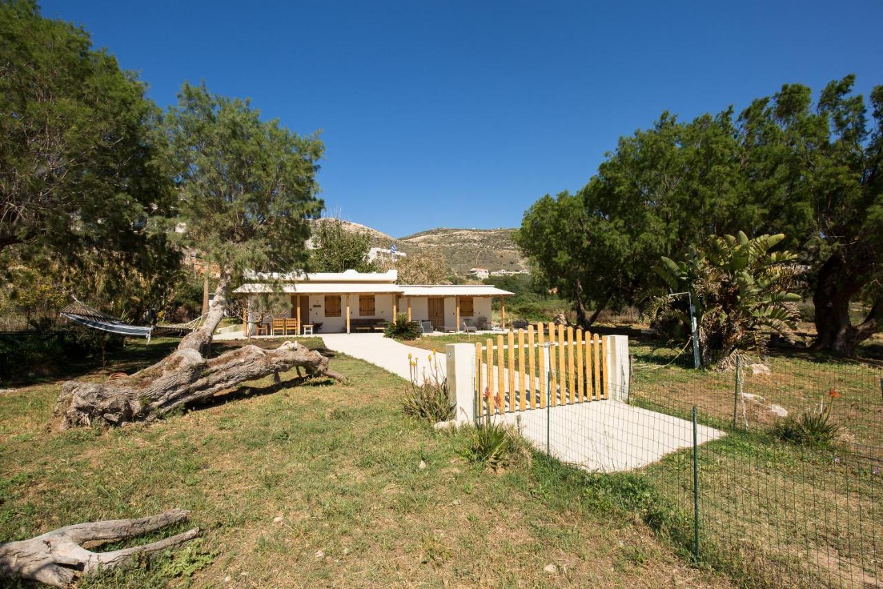 Mera Beachfront House - Фаласарна Экстерьер фото