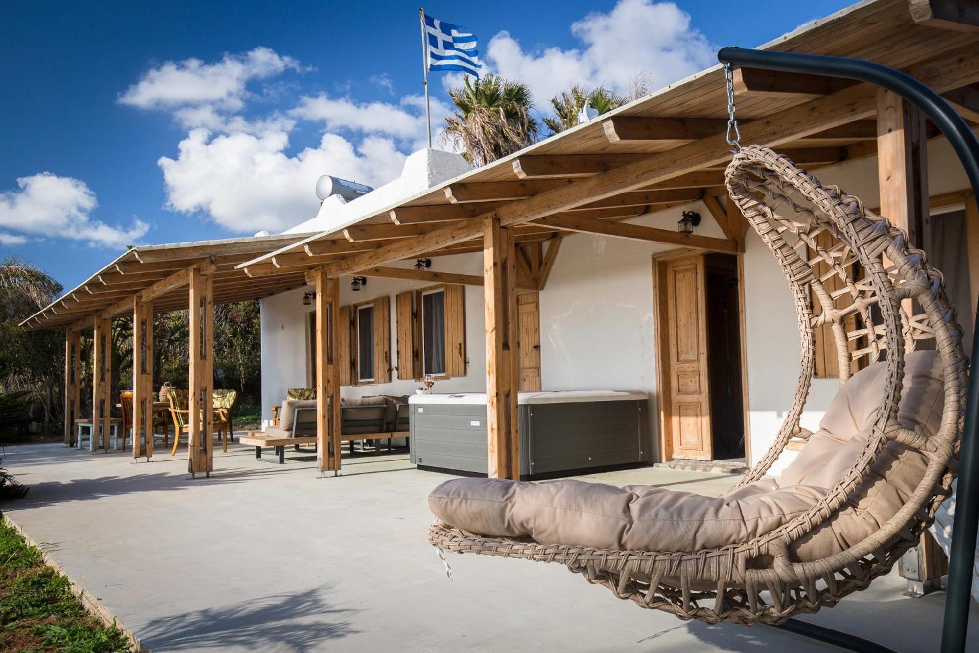 Mera Beachfront House - Фаласарна Экстерьер фото