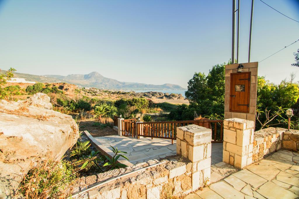 Mera Beachfront House - Фаласарна Экстерьер фото