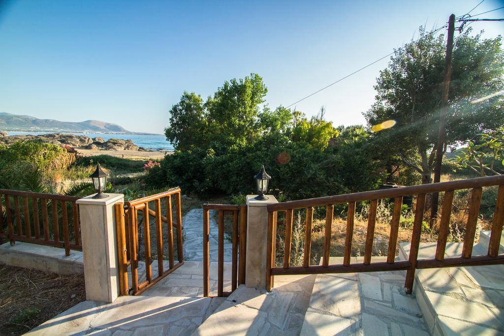 Mera Beachfront House - Фаласарна Экстерьер фото